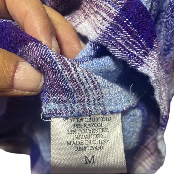 Como Vintage Blue and White Plaid Button Down Shirt - Picture 6 of 7